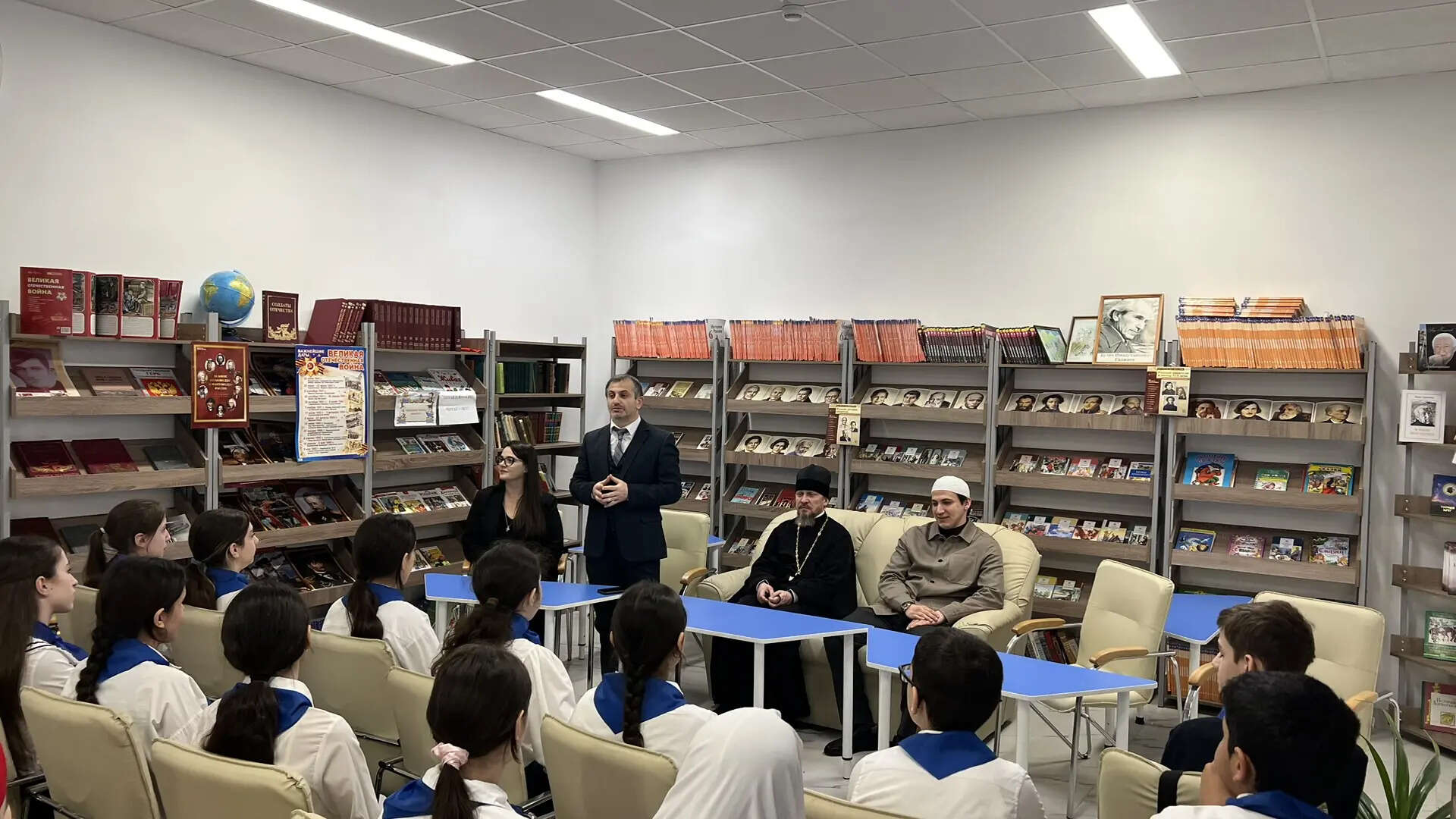 Диалог, который объединяет: в школах Махачкалы проходит Неделя гармоничных межконфессиональных отношений